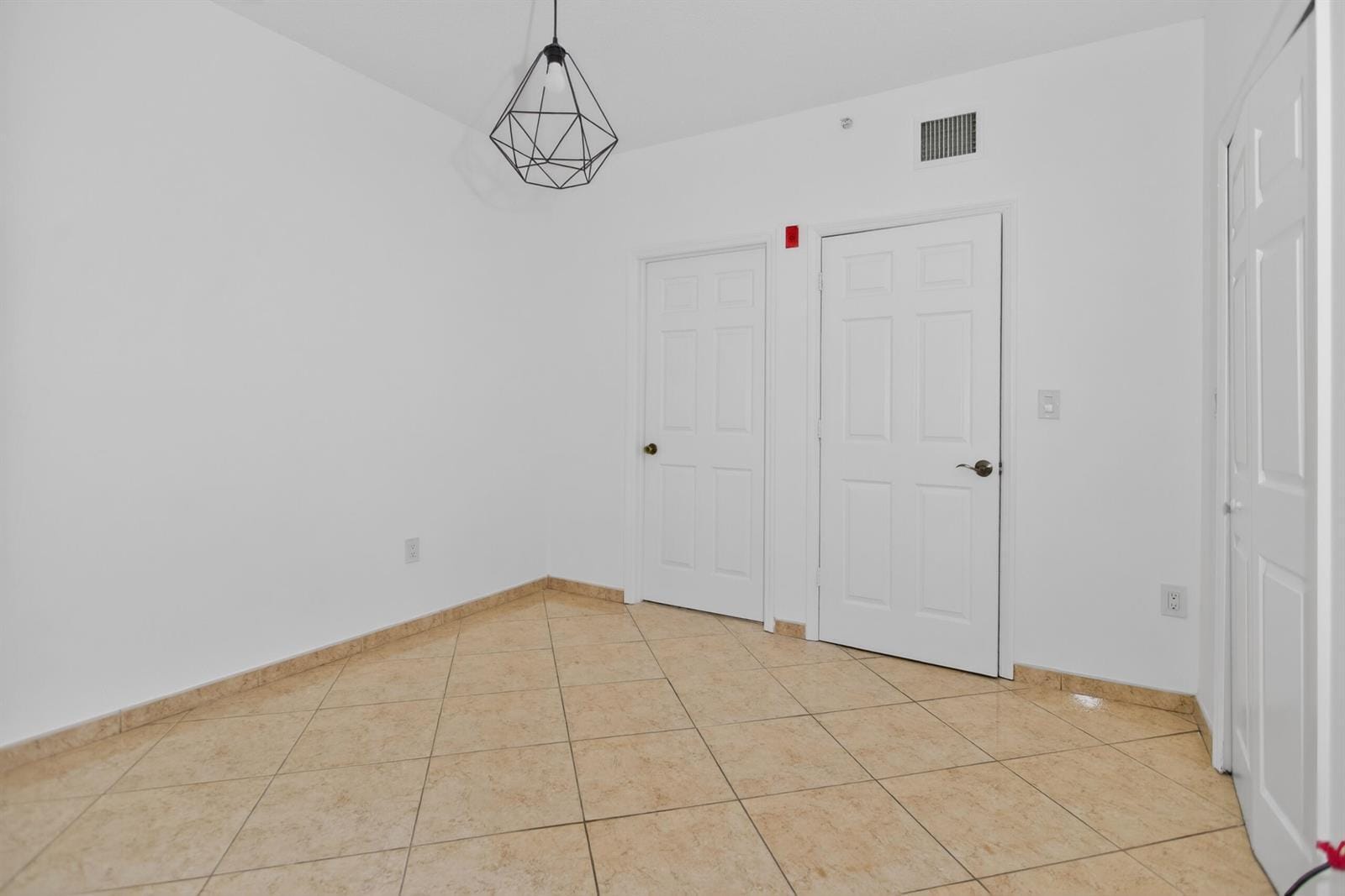 Building Photo - 7085 Nova Dr