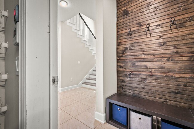 Building Photo - Trailmark Amazing Amenities Included
