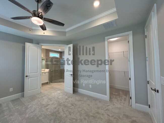 Building Photo - 411 Silverbell Ct