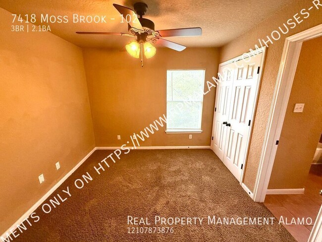 Building Photo - 7418 Moss Brook Dr