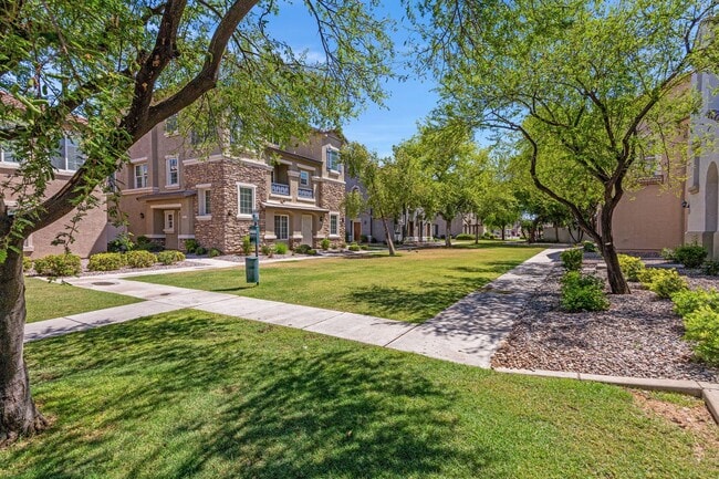 Building Photo - Modern Tri-Level Townhome in Copper Leaf C...