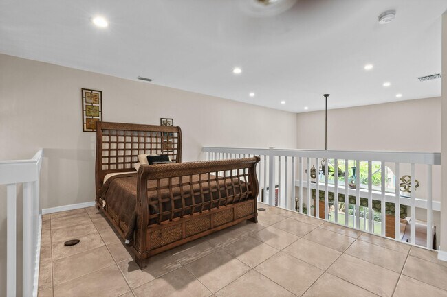 Building Photo - 1003 Ocean Dunes Cir