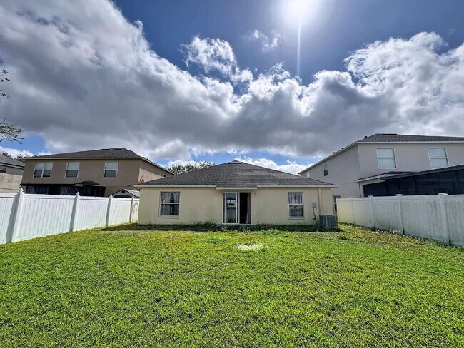 Building Photo - 13465 Fladgate Mark Drive