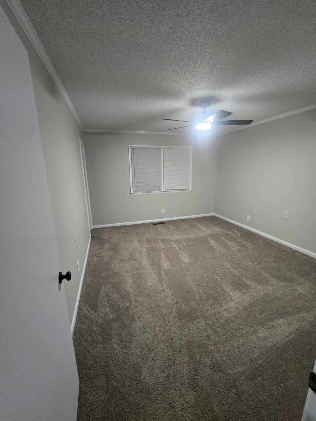 Building Photo - 595 Winding Creek Rd