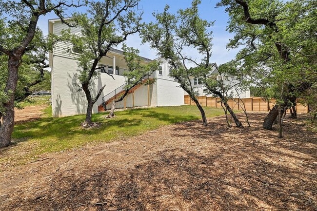 Building Photo - 2803 Wilson Ave
