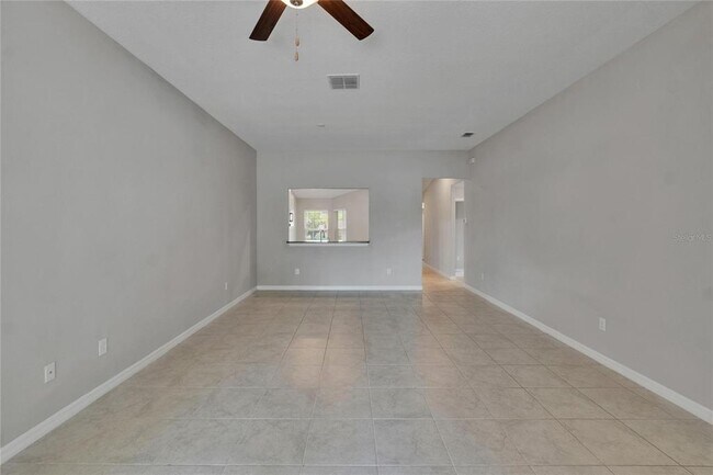 Building Photo - 14047 Weddington Ter
