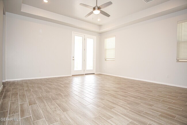 Building Photo - 13717 Eccles Rd