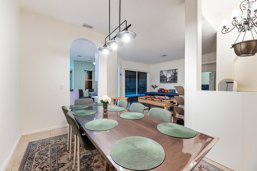 Building Photo - 12855 87th St N