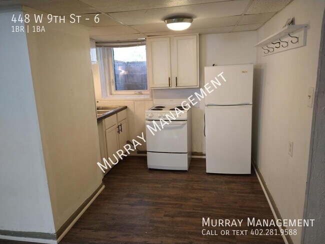 Building Photo - 448 W 9th St