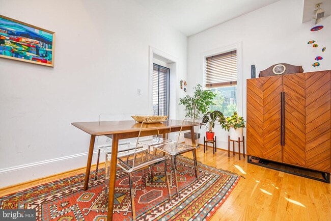 Building Photo - 1807 California St NW