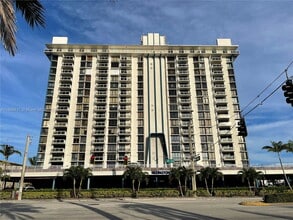 Building Photo - 1600 S Ocean Dr