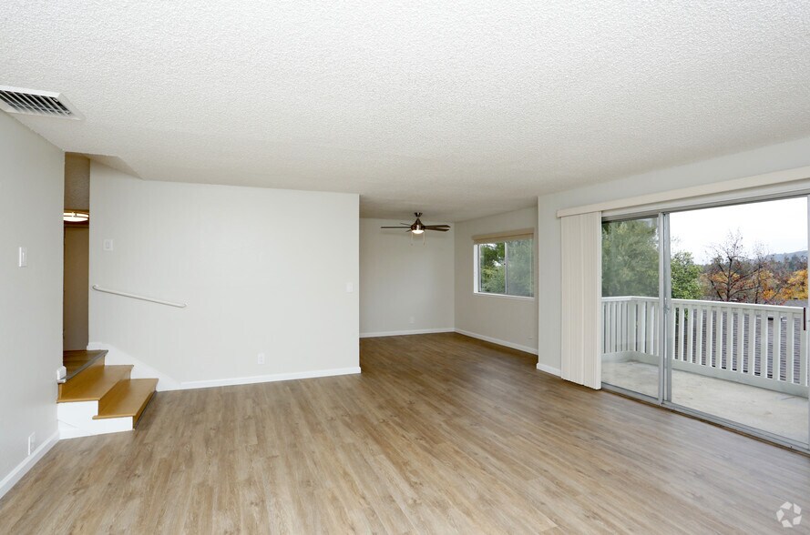 Lake Vasona Manor 909 University Ave Los Gatos CA 95032 Apartment