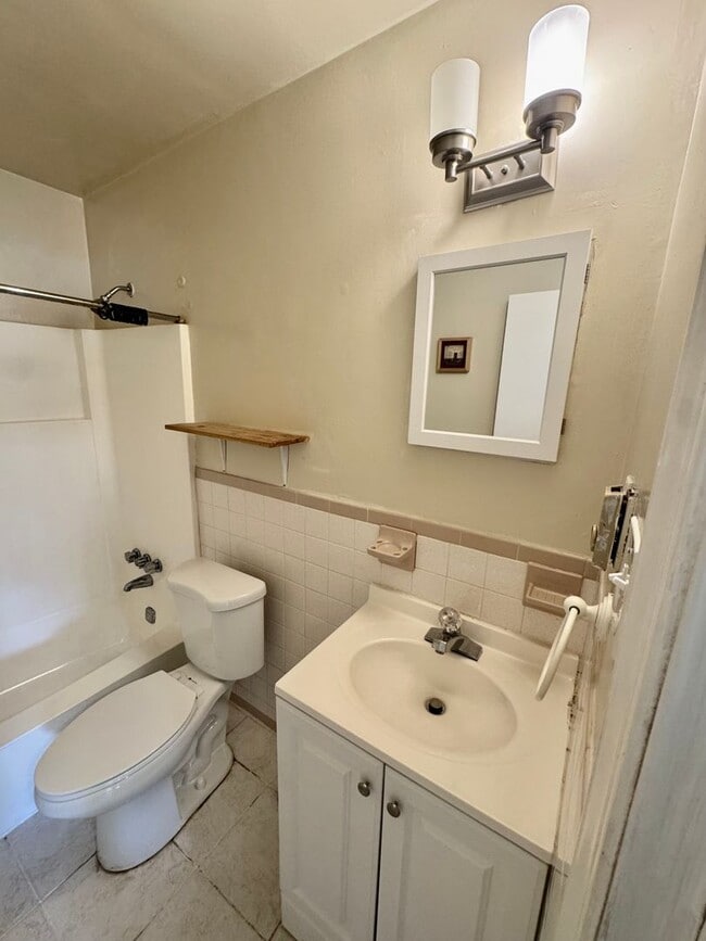 Building Photo - 2BR/1BA Off of Bonney Road in Thalia!