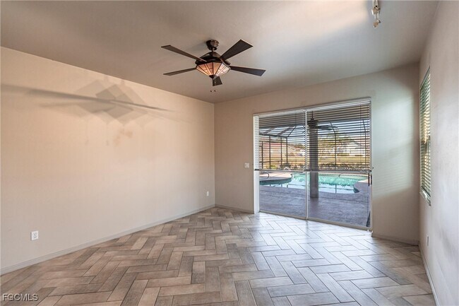 Building Photo - 8361 Trentwood Ct