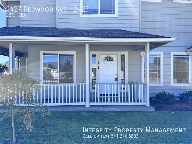 Building Photo - 2427 Redwood Ave
