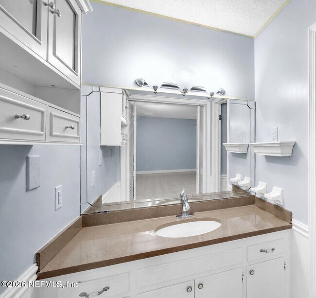 Building Photo - 5495 Forrest Dr