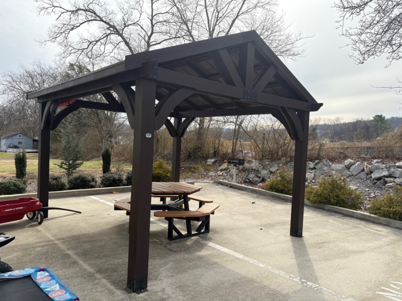 Building Photo - 311 McMinnville Hwy