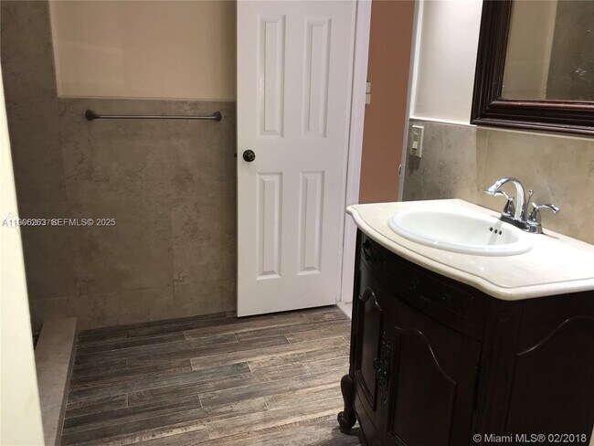 Building Photo - 15065 SW 49th Ln