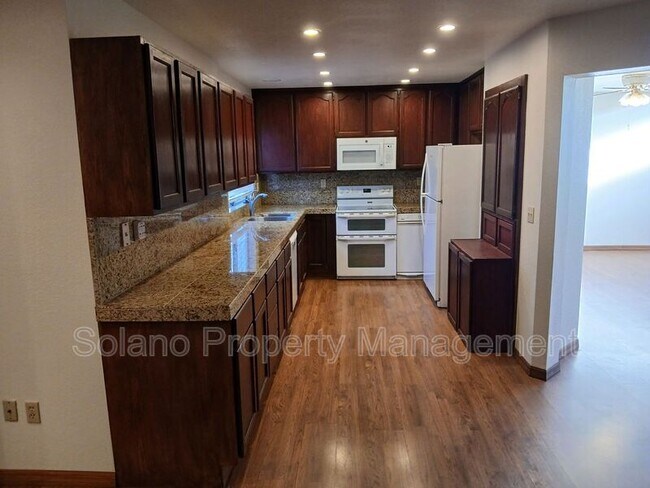 Building Photo - 318 Ridgecrest Cir