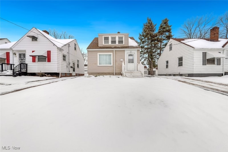 Building Photo - 18851 Raymond St