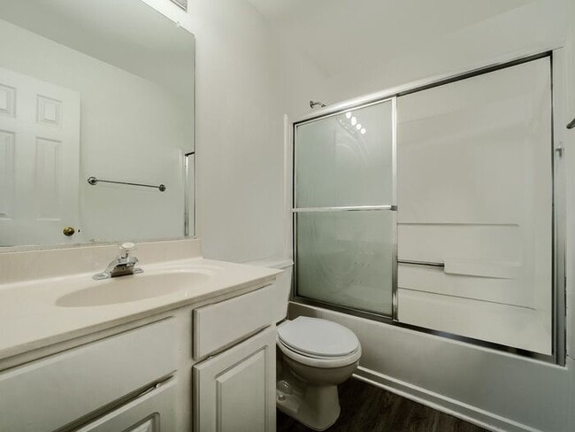 Building Photo - 1607 Cove Creek Cir