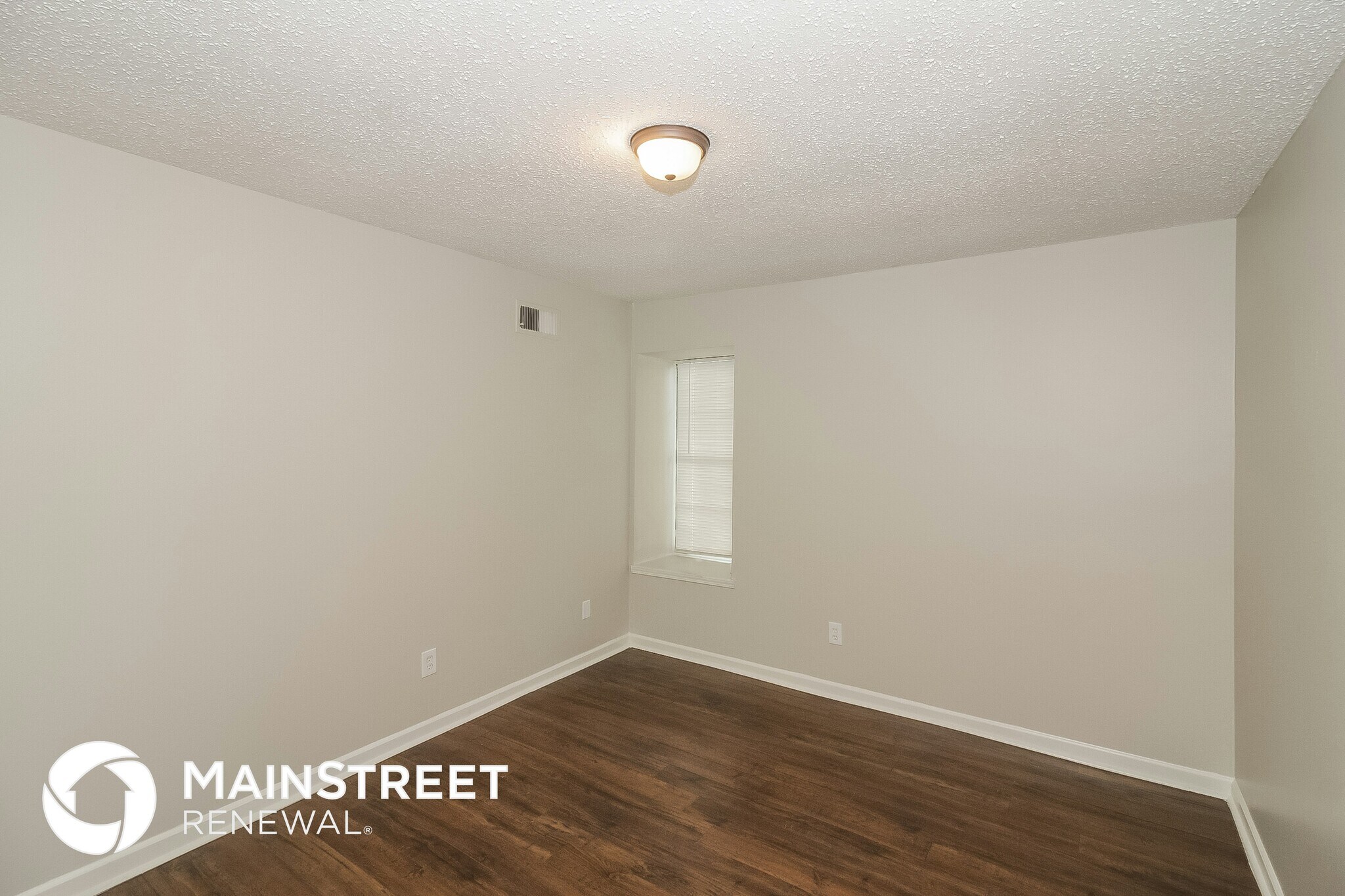 Building Photo - 6063 Colonyhill Dr