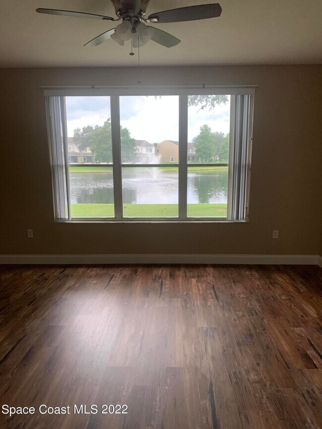 Building Photo - 700 Trotter Ln