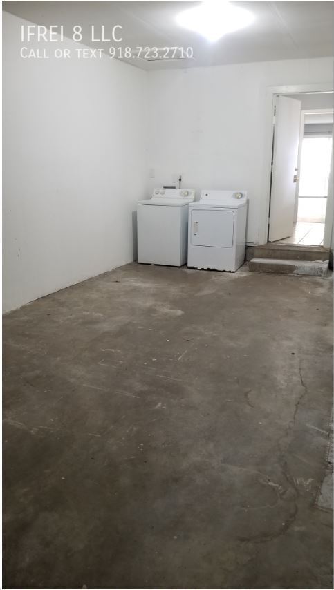 Building Photo - 6303 S Owasso Ave