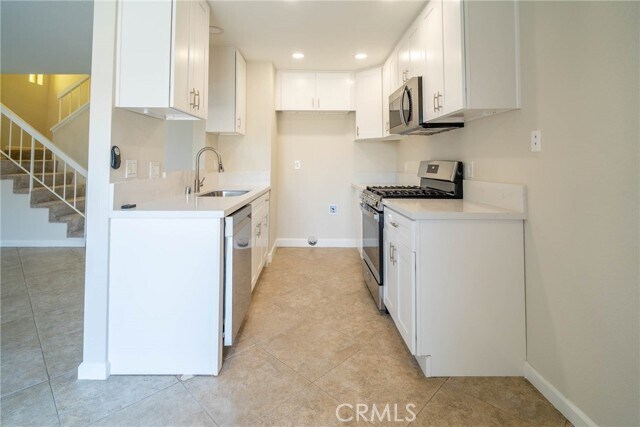 Building Photo - 17121 Green Ln
