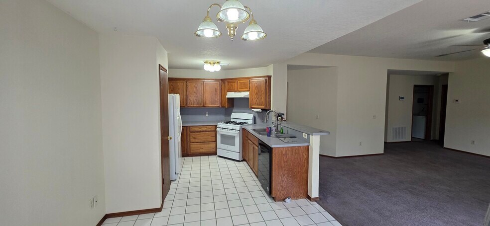 Building Photo - 10836 Ashton Ter