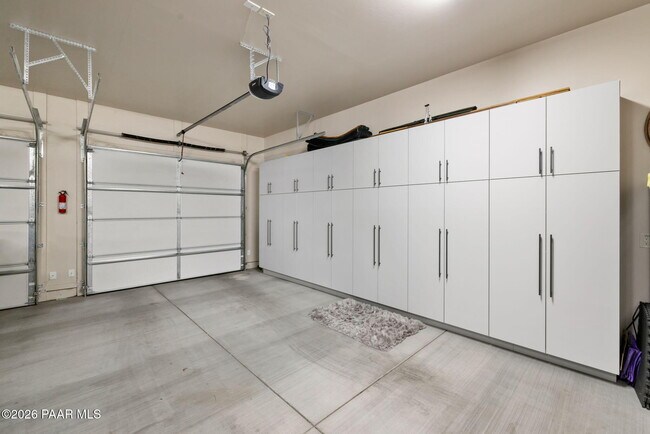 Building Photo - 5885 West St