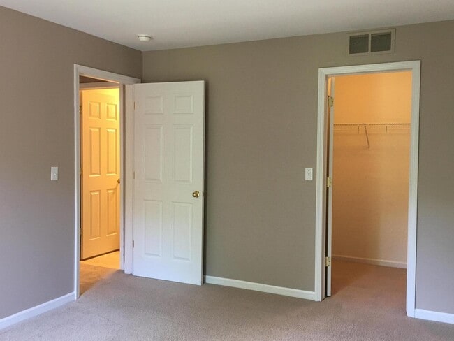 Building Photo - 20209 Chesapeake Cir