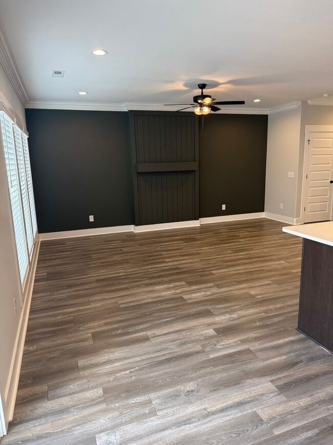 Building Photo - Welcome to your new home!