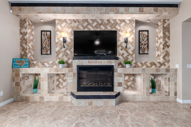 Building Photo - 3132 E Athena Ct