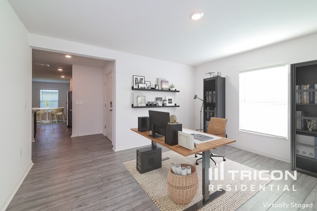 Building Photo - 2045 Amber Sweet Cir