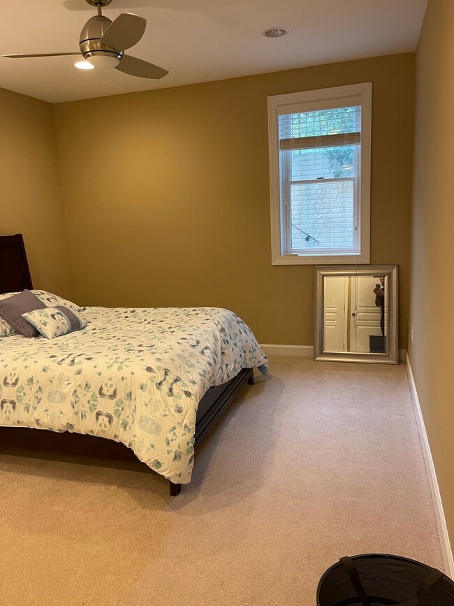 Building Photo - 25339 Kinsale Pl