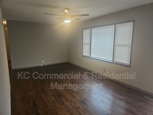 Building Photo - 6713 NW Evelyn St