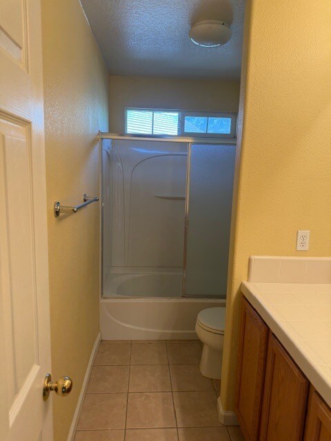 Building Photo - 8033 Farin Ct