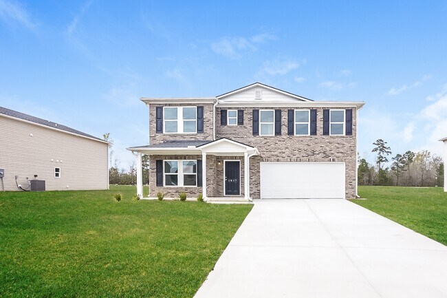 Building Photo - 4043 Lake Russell Dr