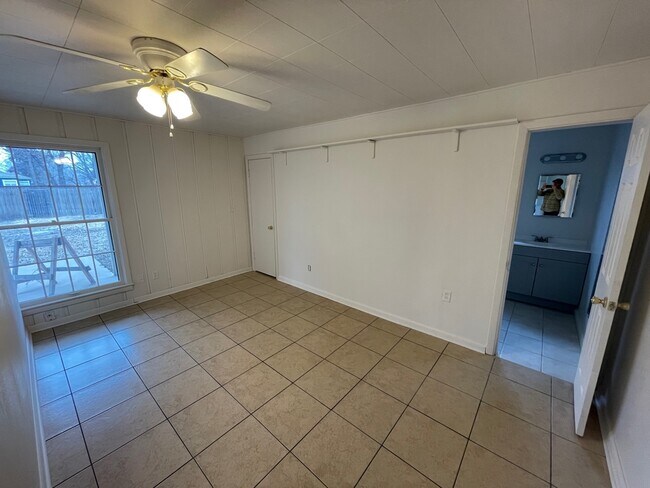 Building Photo - 2510 31st St