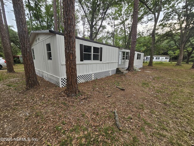 Building Photo - 7581 Sonia Dr