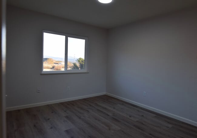 Building Photo - Verdemont Heights