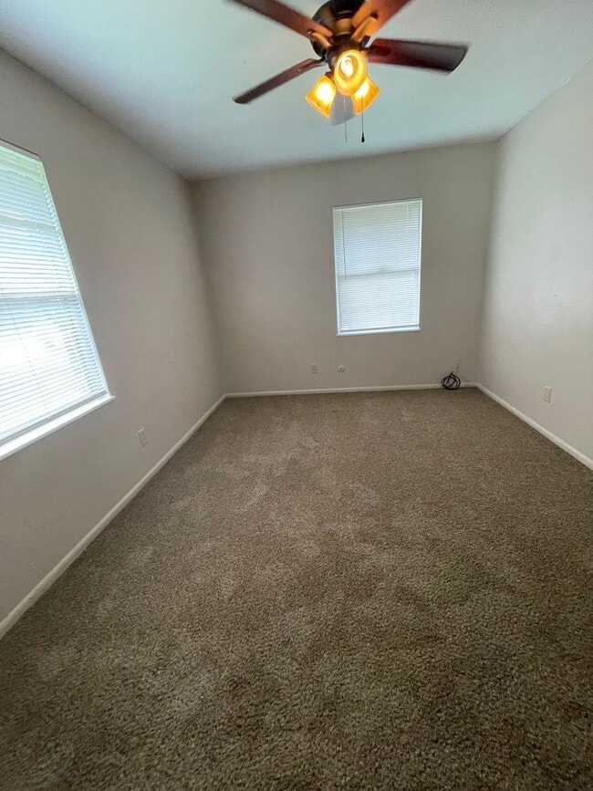 Building Photo - 6504 Flamingo Rd