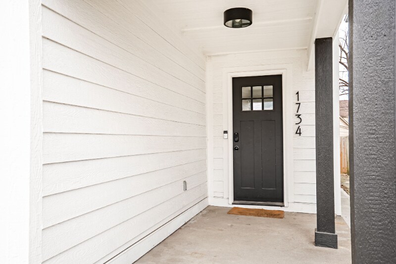 Building Photo - 1734 S Talbott St