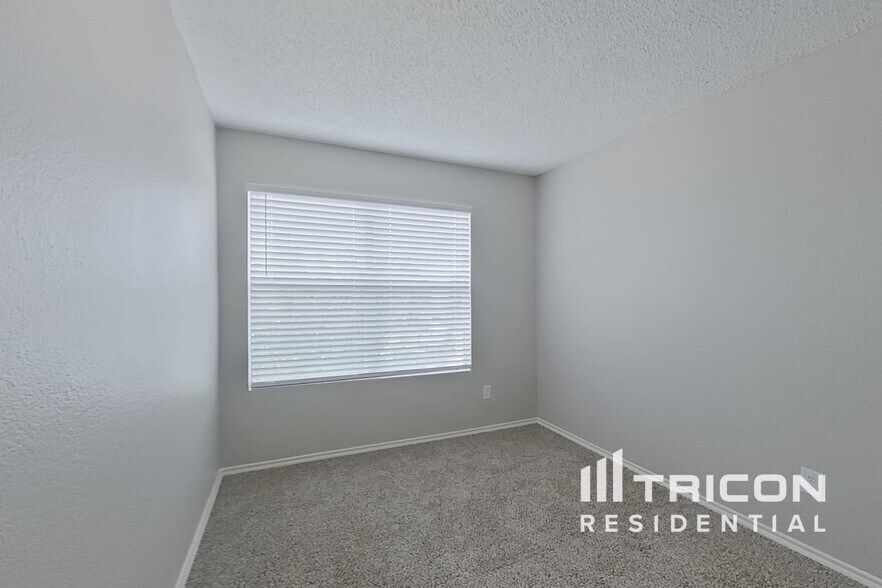 Building Photo - 6209 Winnebago Ct