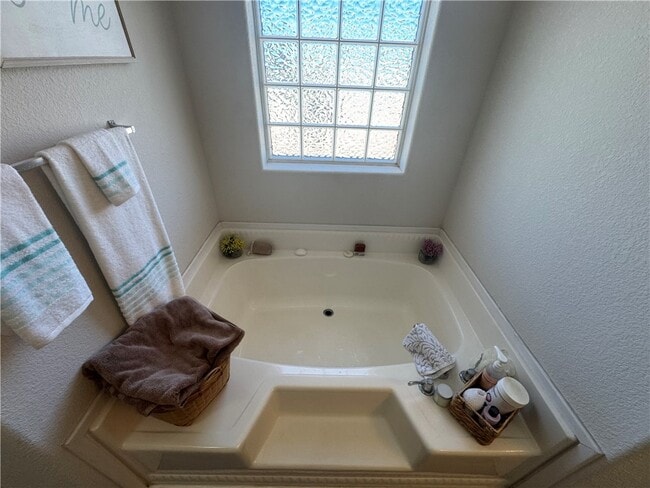 Building Photo - 7429 Martin Dr