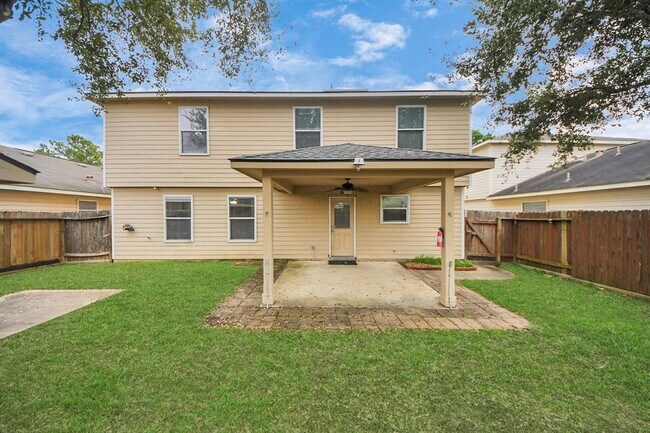 Building Photo - 2515 Knoll Shadows Ln