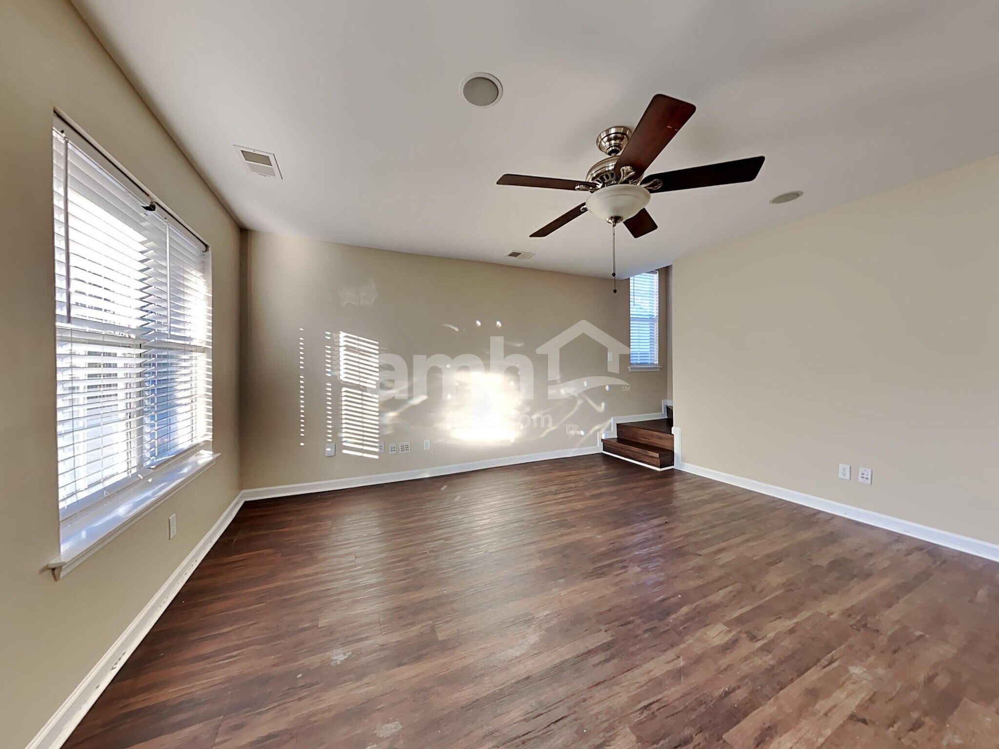 Building Photo - 4812 Oak Haven Pl