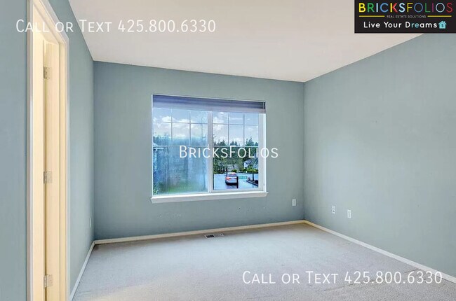 Building Photo - 22581 NE 96th St