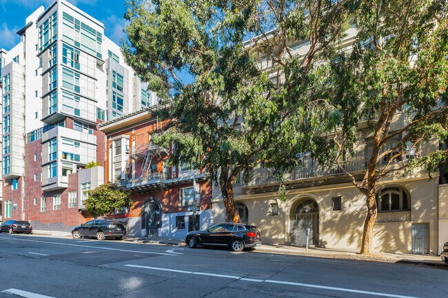 Building Photo - 1130 Larkin